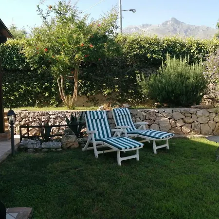 A Casa Di Nella Guest house